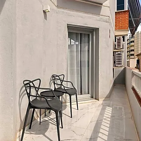 Appartement Elegant By Harbour By Costarentals *